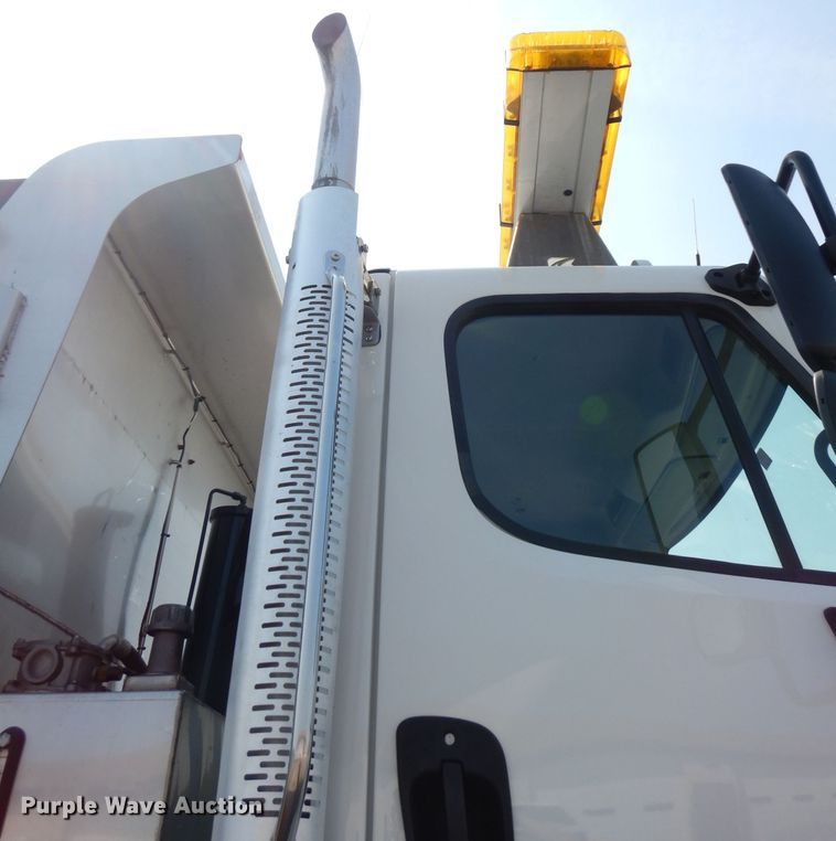 image for item DG0907 2012 Freightliner Business Class M2  dump truck