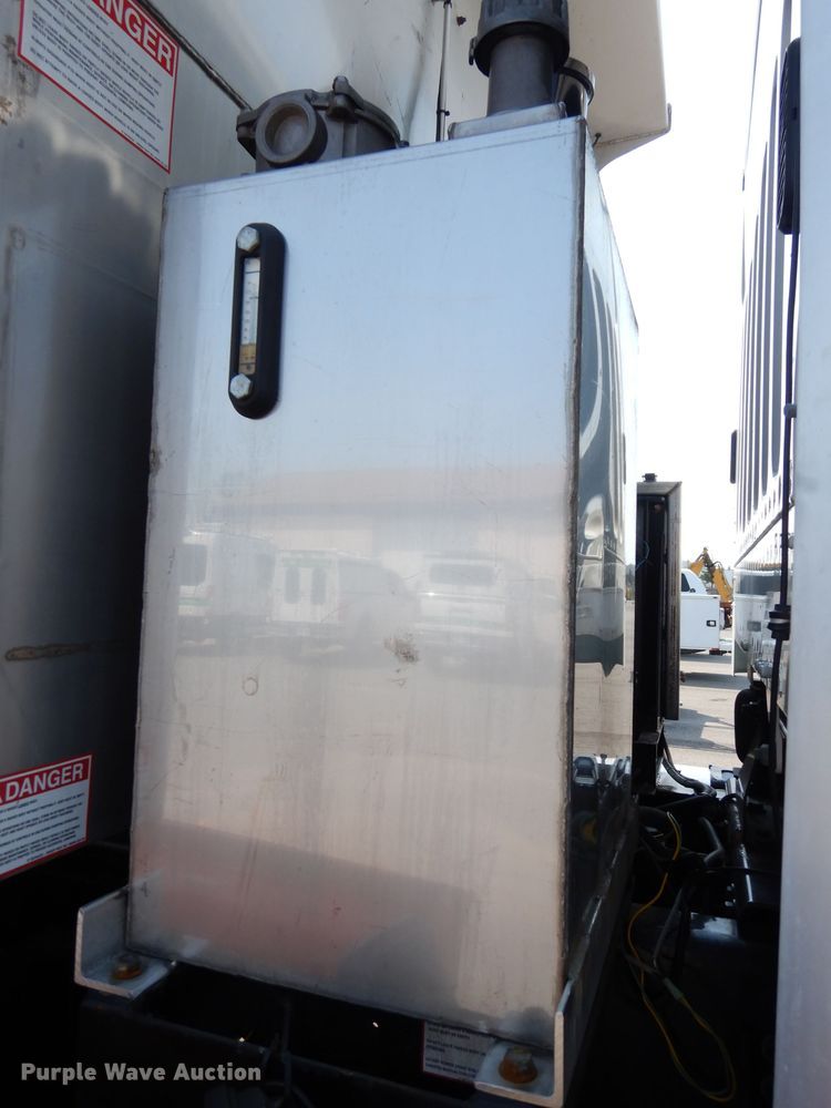 image for item DG0907 2012 Freightliner Business Class M2  dump truck