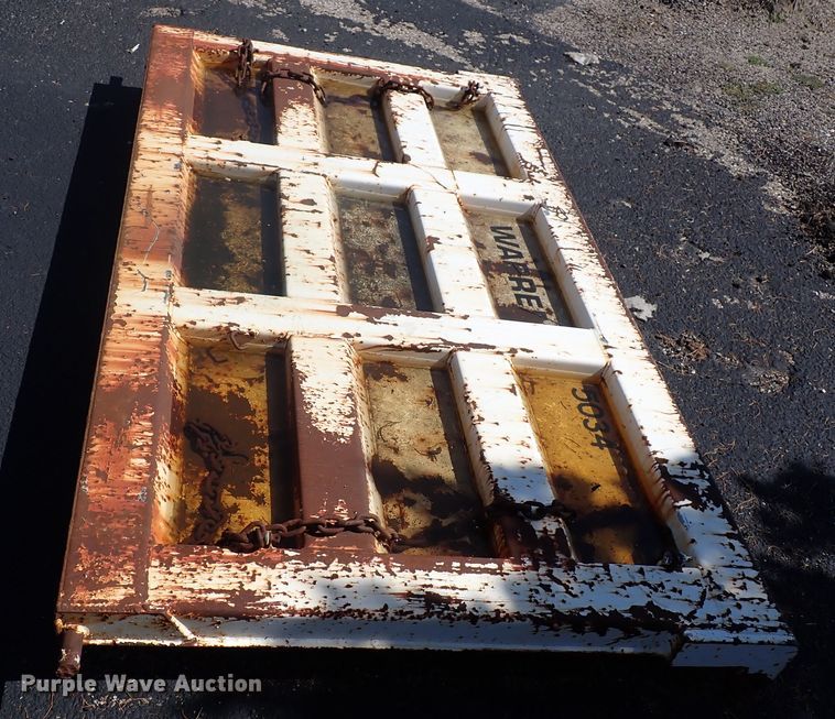 image for item DN2017 2004 International 7400  dump truck