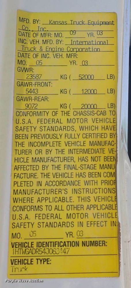 image for item DN2017 2004 International 7400  dump truck