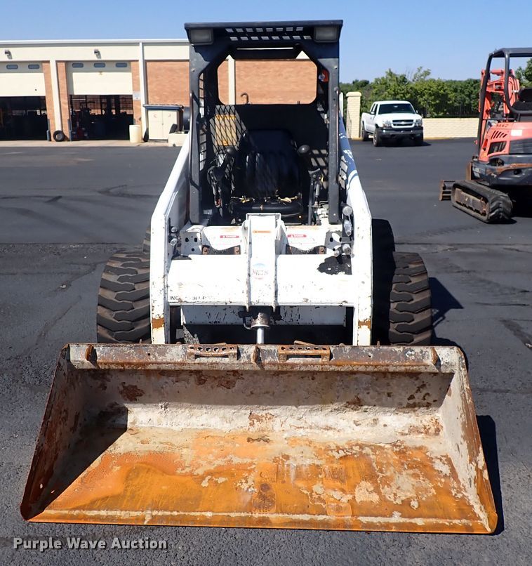 image for item DN2021 1997 Bobcat 863H  skid steer loader
