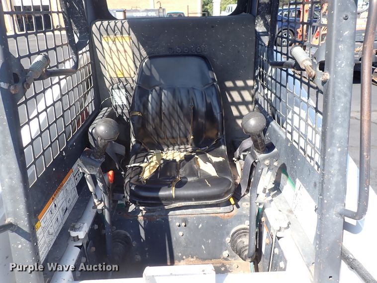 image for item DN2021 1997 Bobcat 863H  skid steer loader