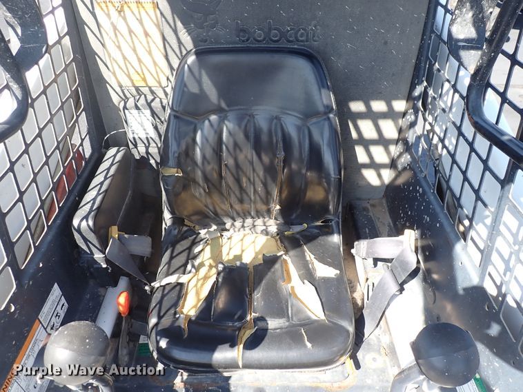 image for item DN2021 1997 Bobcat 863H  skid steer loader