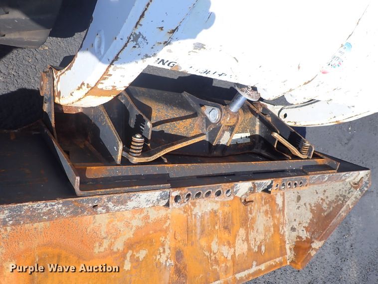 image for item DN2021 1997 Bobcat 863H  skid steer loader