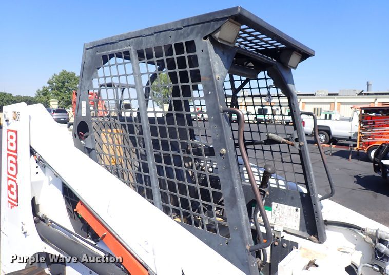 image for item DN2021 1997 Bobcat 863H  skid steer loader