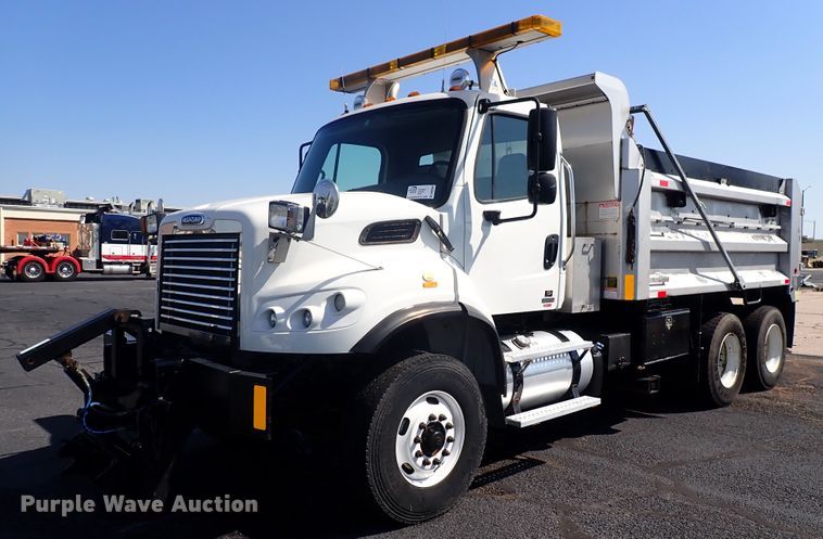 image for item DN2025 2012 Freightliner Business Class M2  dump truck