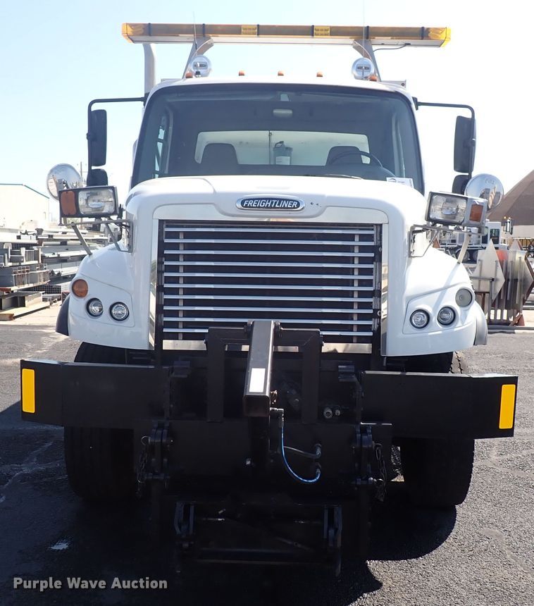 image for item DN2025 2012 Freightliner Business Class M2  dump truck