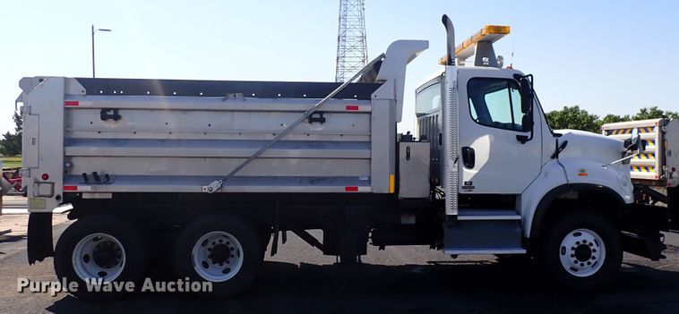 image for item DN2025 2012 Freightliner Business Class M2  dump truck