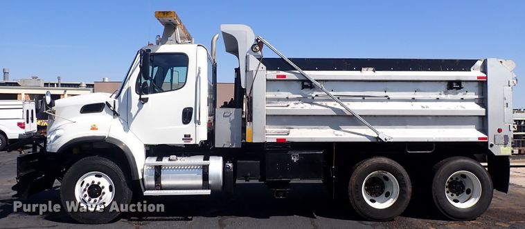 image for item DN2025 2012 Freightliner Business Class M2  dump truck