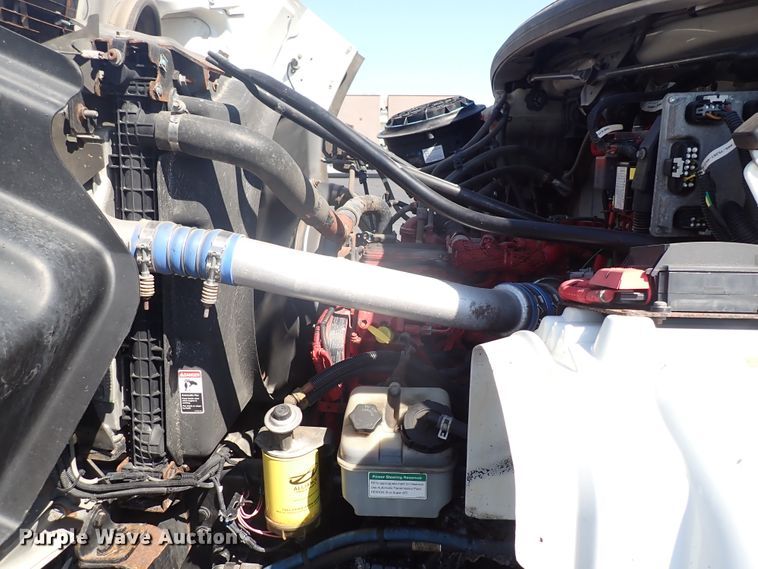 image for item DN2025 2012 Freightliner Business Class M2  dump truck