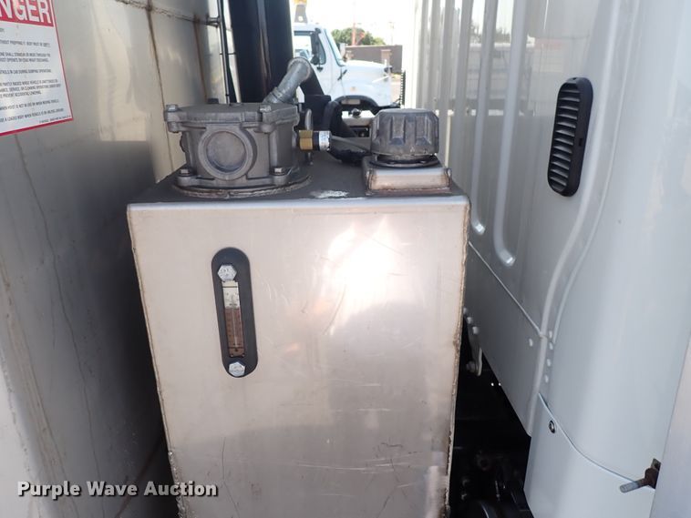 image for item DN2025 2012 Freightliner Business Class M2  dump truck