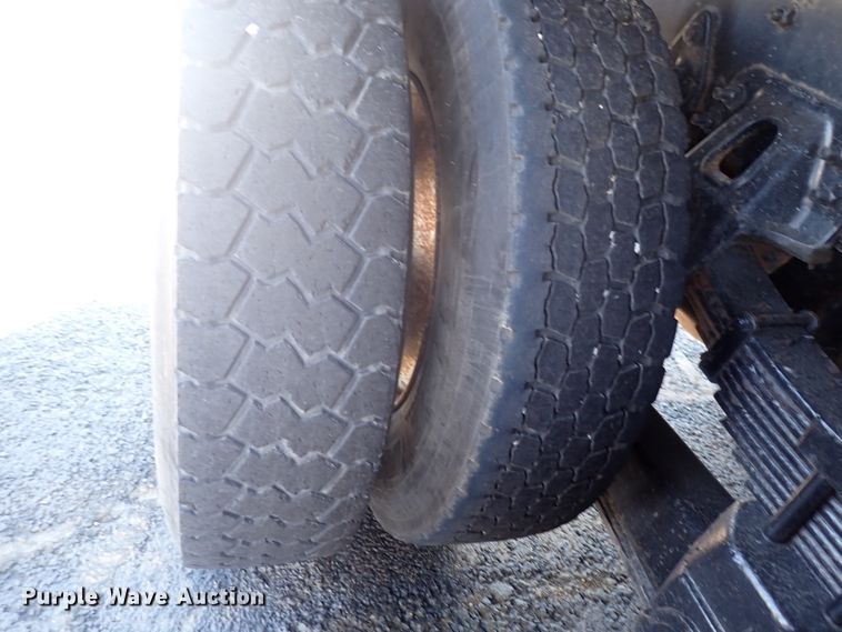 image for item DN2025 2012 Freightliner Business Class M2  dump truck