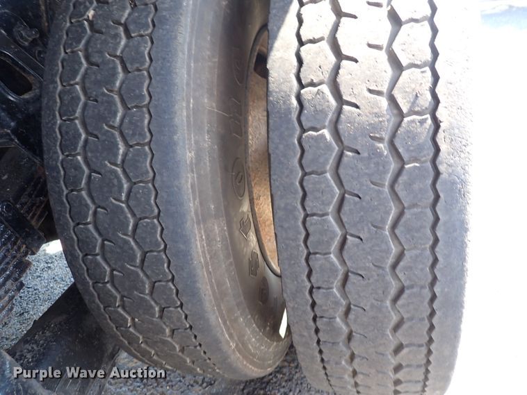 image for item DN2025 2012 Freightliner Business Class M2  dump truck