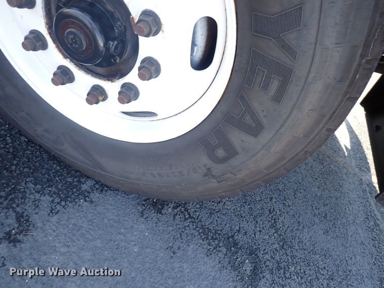 image for item DN2025 2012 Freightliner Business Class M2  dump truck