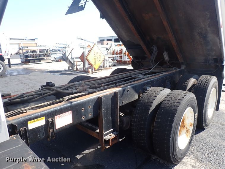 image for item DN2026 2012 Freightliner M2 106  dump truck