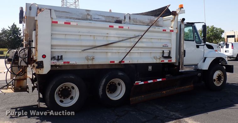 image for item DN2028 2010 International WorkStar 7500  dump truck