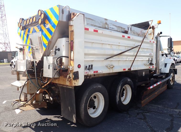 image for item DN2028 2010 International WorkStar 7500  dump truck