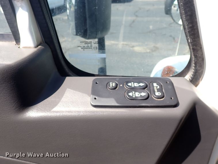 image for item DN2028 2010 International WorkStar 7500  dump truck