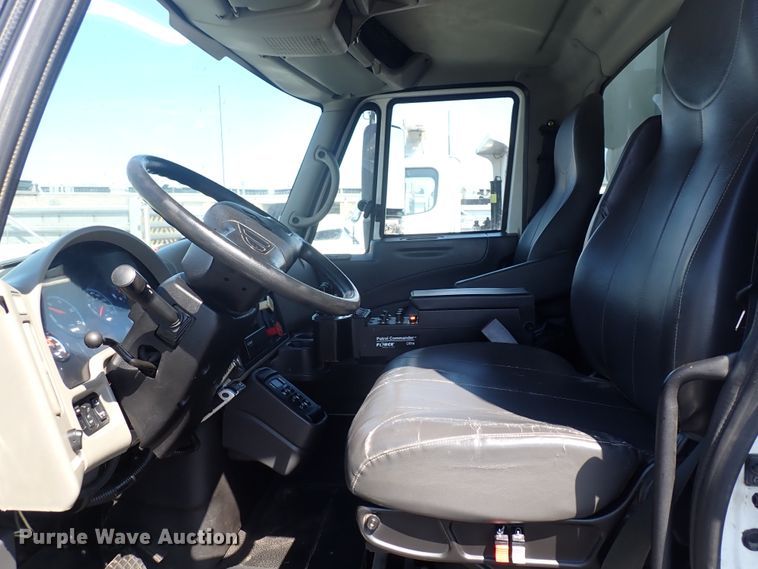 image for item DN2028 2010 International WorkStar 7500  dump truck