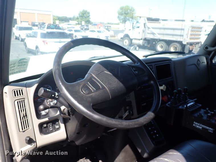 image for item DN2028 2010 International WorkStar 7500  dump truck