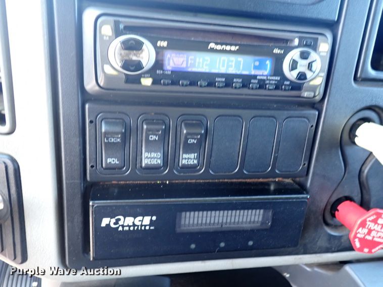 image for item DN2028 2010 International WorkStar 7500  dump truck