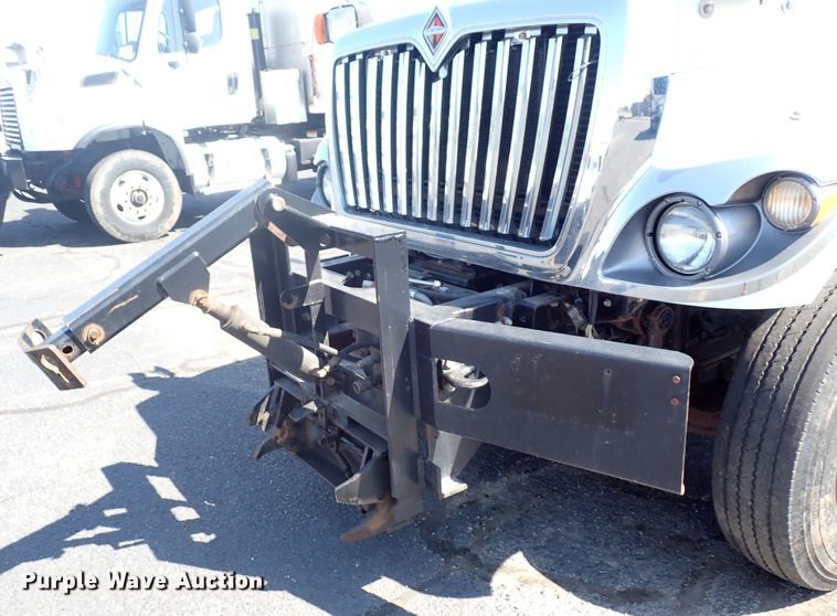 image for item DN2028 2010 International WorkStar 7500  dump truck