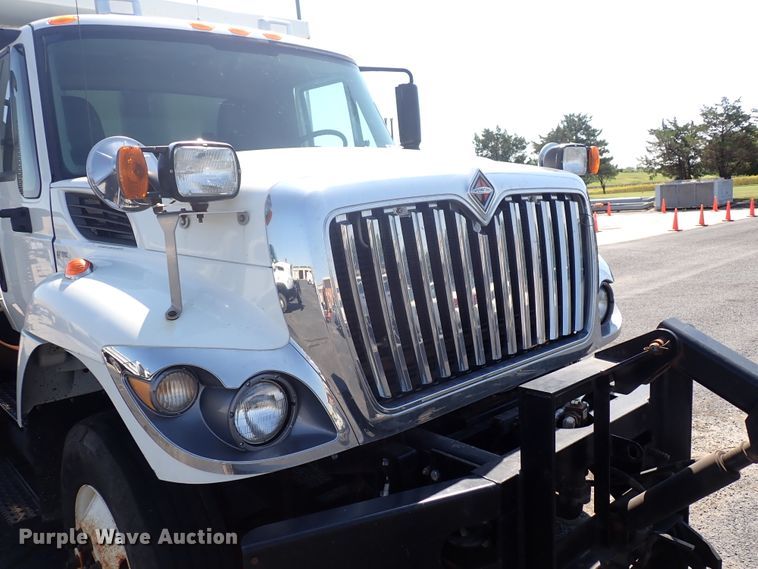 image for item DN2028 2010 International WorkStar 7500  dump truck