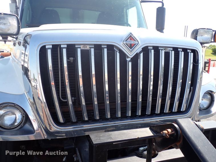 image for item DN2028 2010 International WorkStar 7500  dump truck