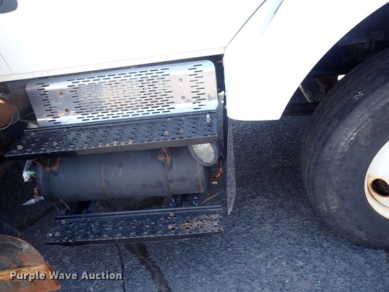 image for item DN2028 2010 International WorkStar 7500  dump truck