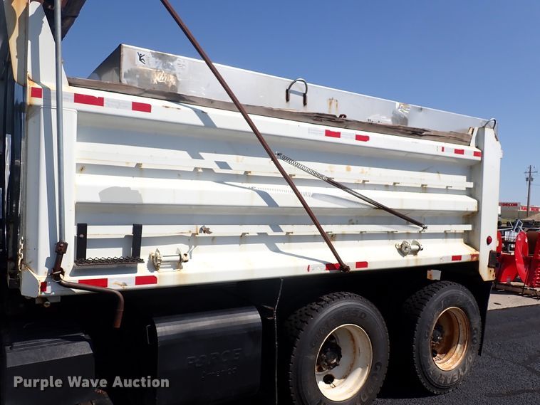 image for item DN2028 2010 International WorkStar 7500  dump truck