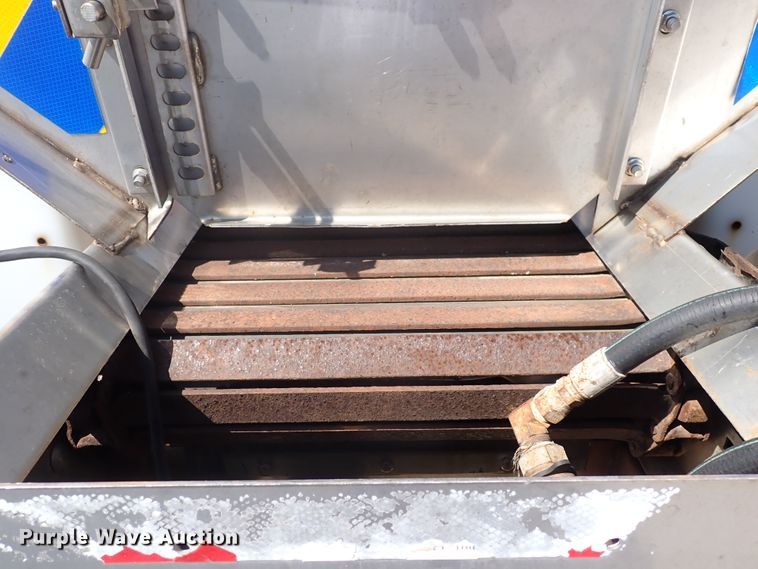 image for item DN2028 2010 International WorkStar 7500  dump truck