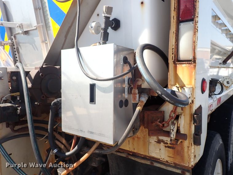 image for item DN2028 2010 International WorkStar 7500  dump truck