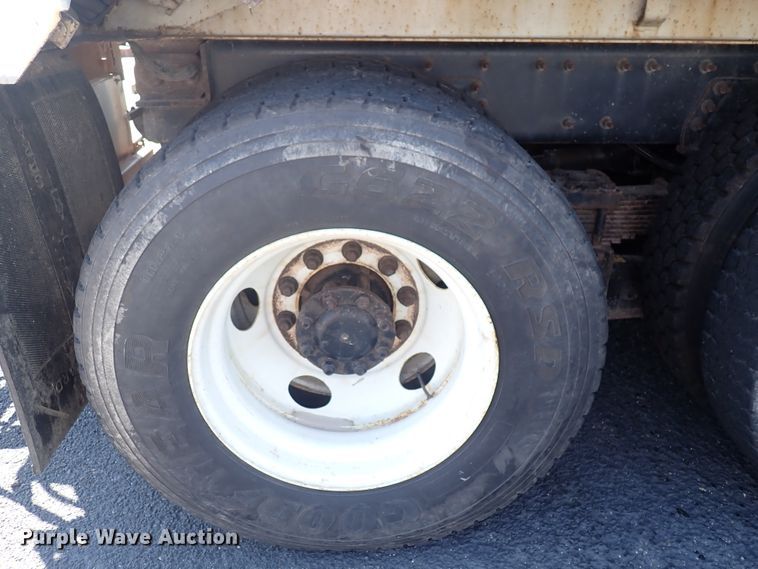 image for item DN2028 2010 International WorkStar 7500  dump truck