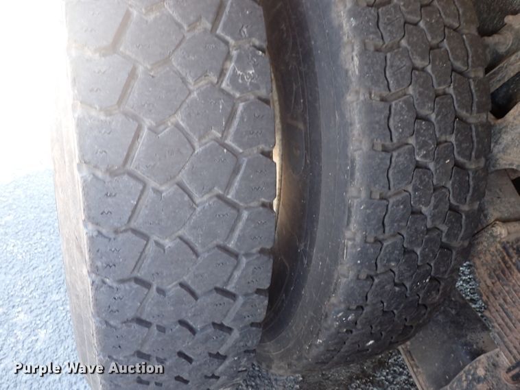 image for item DN2028 2010 International WorkStar 7500  dump truck