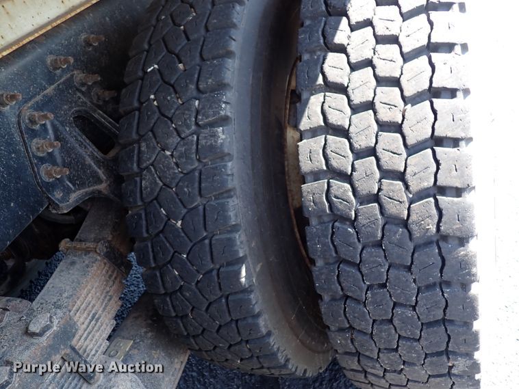 image for item DN2028 2010 International WorkStar 7500  dump truck