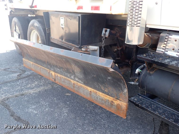 image for item DN2028 2010 International WorkStar 7500  dump truck