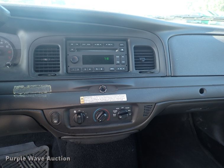 image for item DN2029 2011 Ford Crown Victoria Police Interceptor