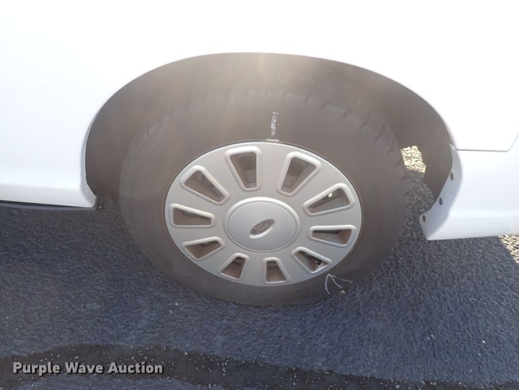 image for item DN2029 2011 Ford Crown Victoria Police Interceptor