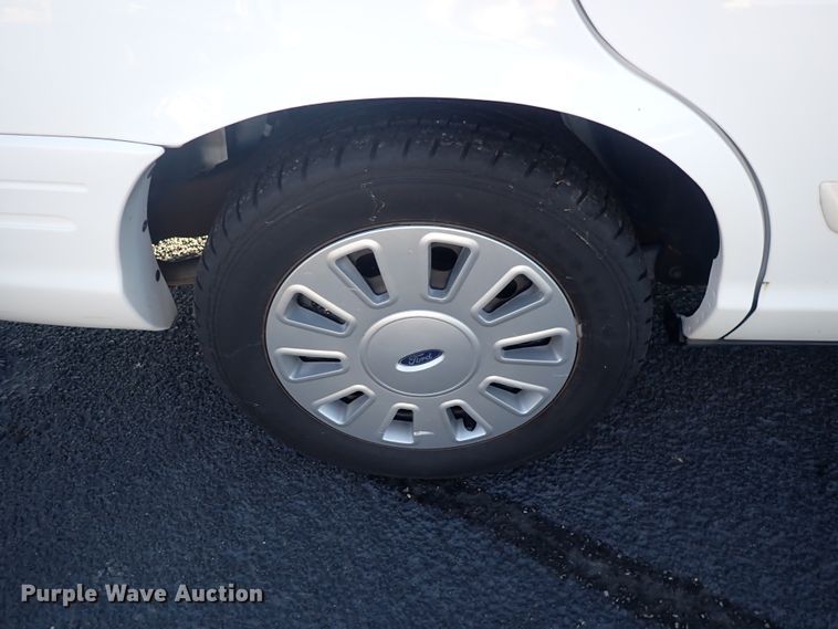 image for item DN2029 2011 Ford Crown Victoria Police Interceptor