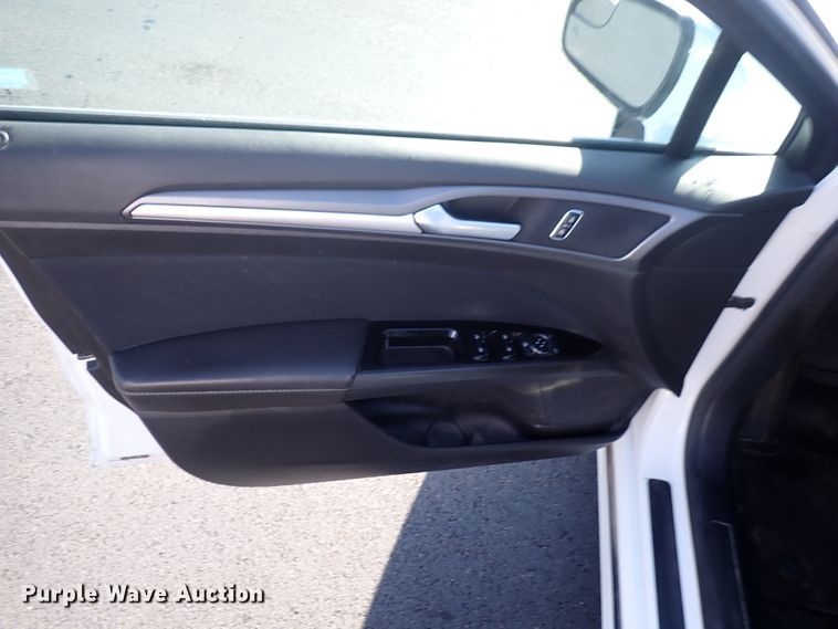 image for item DN2036 2014 Ford Fusion Hybrid