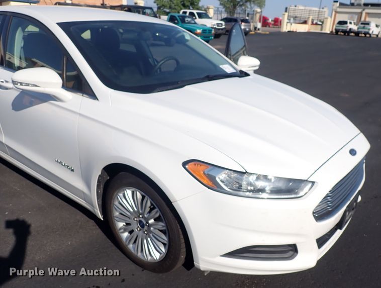image for item DN2036 2014 Ford Fusion Hybrid