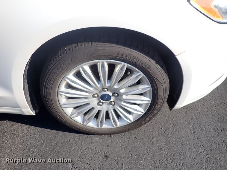 image for item DN2036 2014 Ford Fusion Hybrid