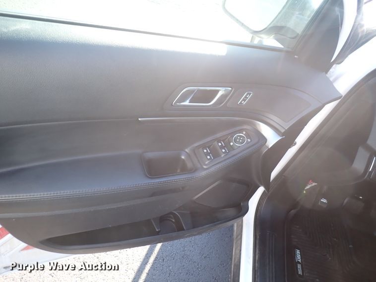 image for item DN2037 2016 Ford Explorer Police Interceptor  SUV