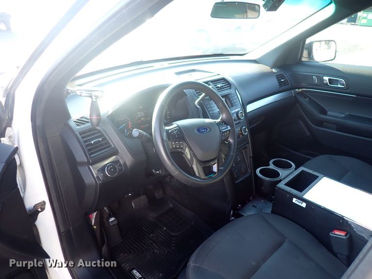 image for item DN2037 2016 Ford Explorer Police Interceptor  SUV