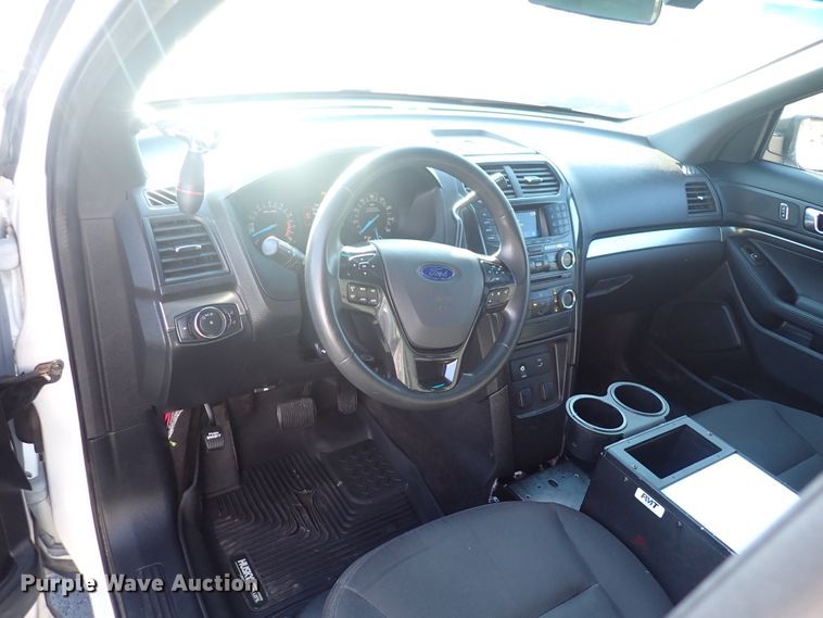 image for item DN2037 2016 Ford Explorer Police Interceptor  SUV