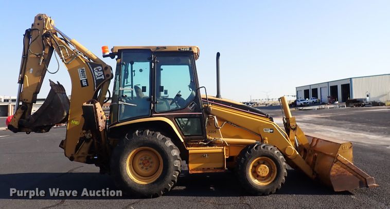 image for item DN2042 2004 Caterpillar 420D  backhoe