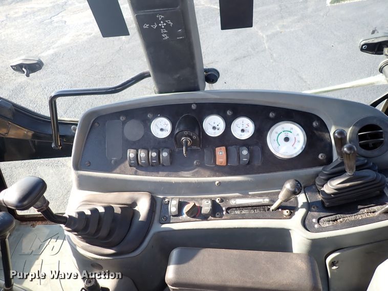 image for item DN2042 2004 Caterpillar 420D  backhoe