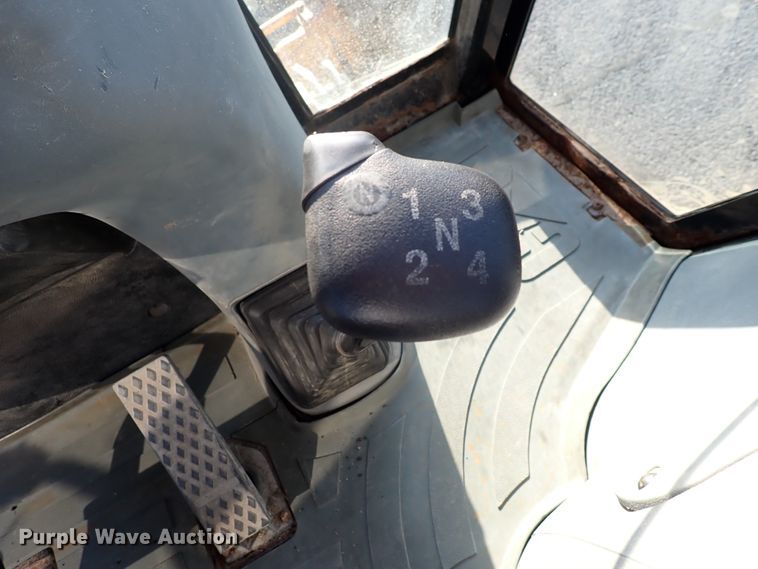 image for item DN2042 2004 Caterpillar 420D  backhoe