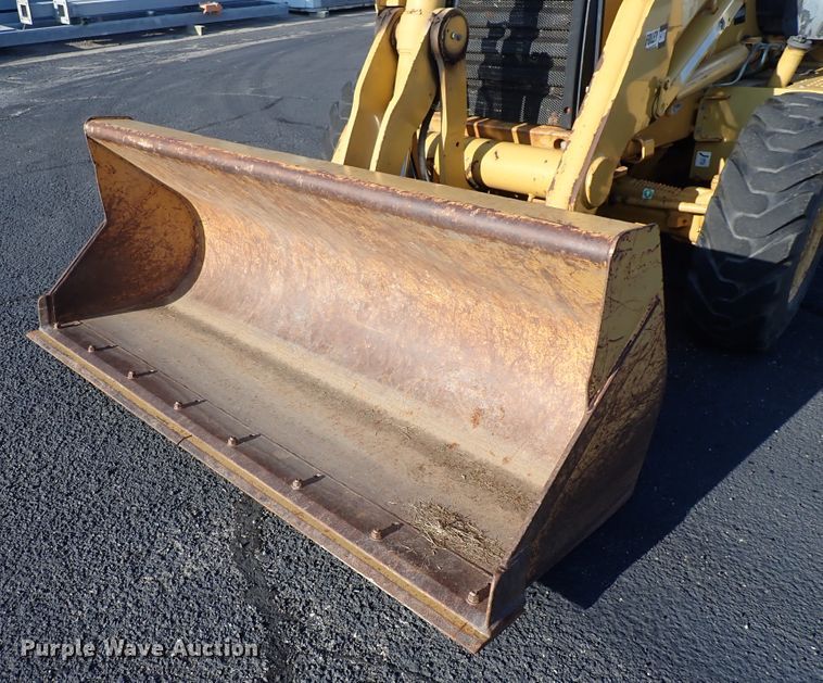 image for item DN2042 2004 Caterpillar 420D  backhoe