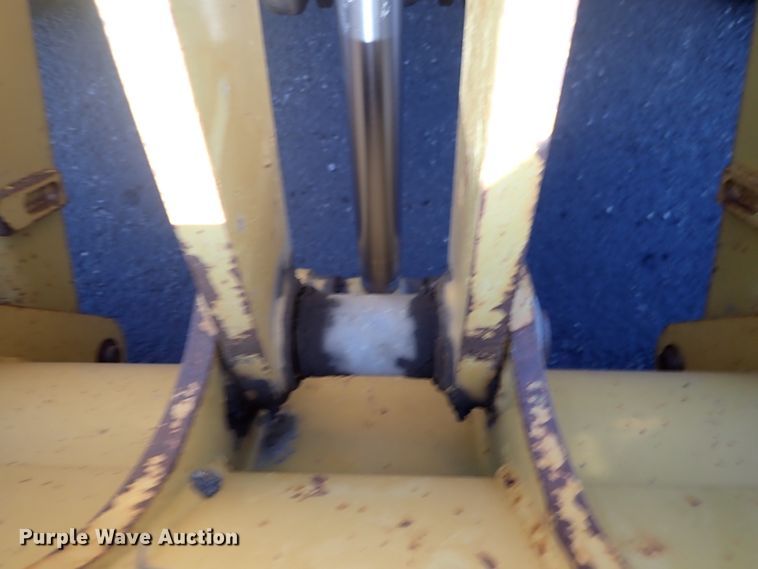 image for item DN2042 2004 Caterpillar 420D  backhoe